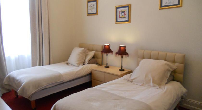 Grampian Hotel Дънди Стая снимка